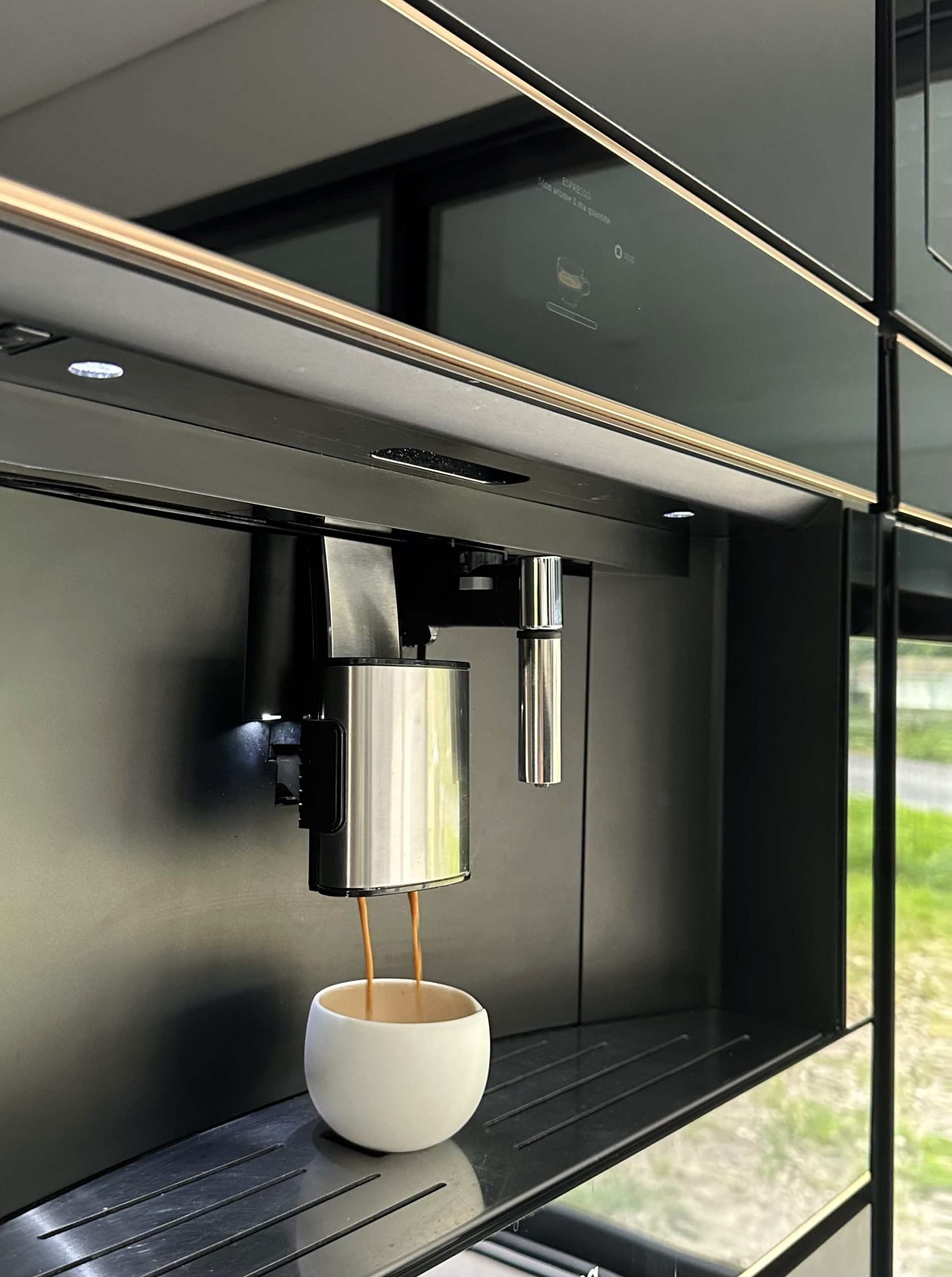 PRESTIGE CULINAIRE_CAFETIERE PLAN LARGE